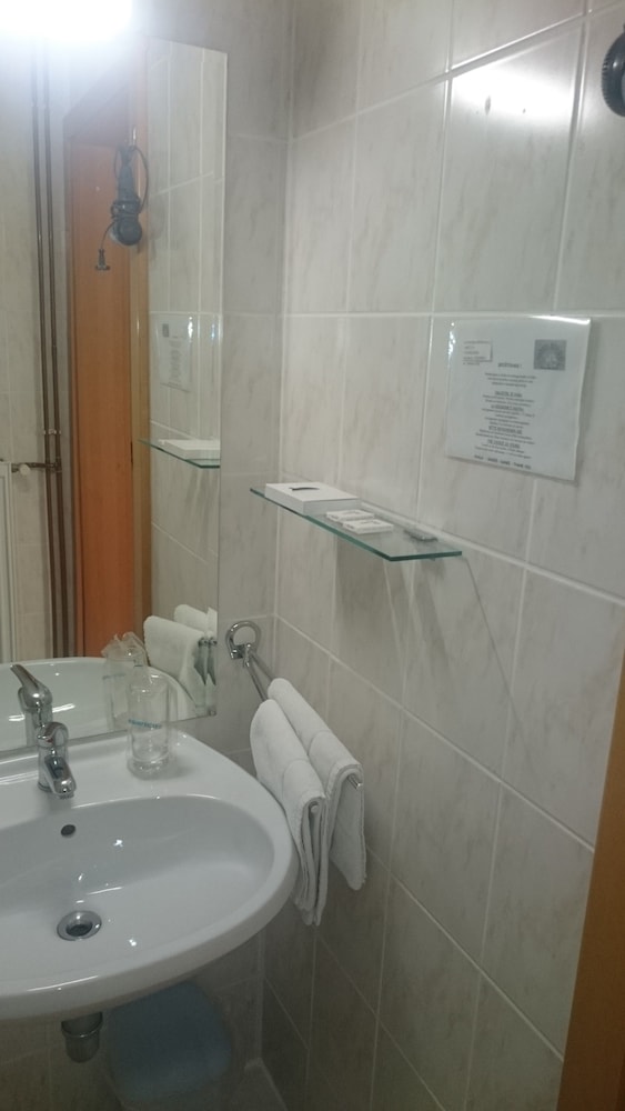 Standard Single Room, Balcony photo 3