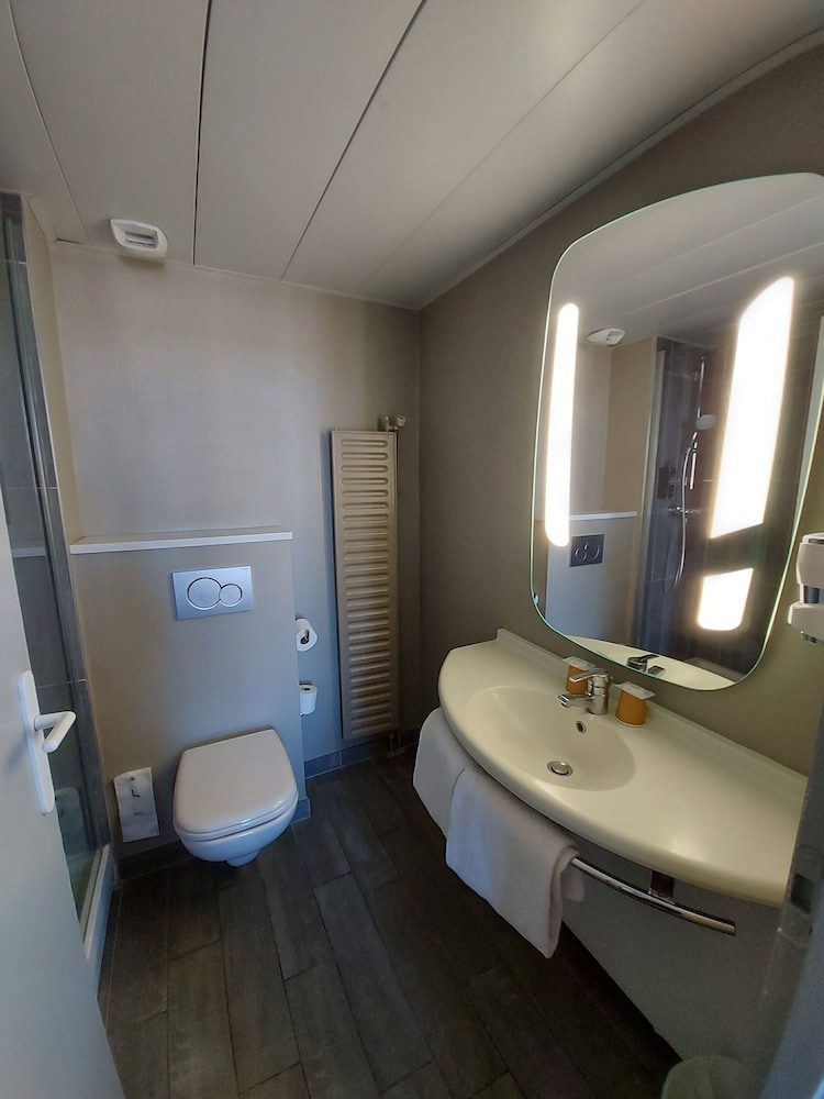 Standard Double Room, 1 Double Bed - Photo 8