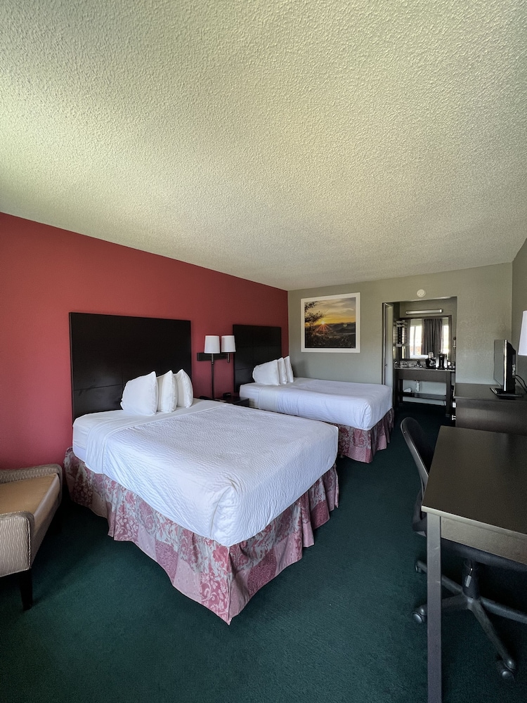 Room, 2 Double Beds, Non Smoking (Pet Friendly)