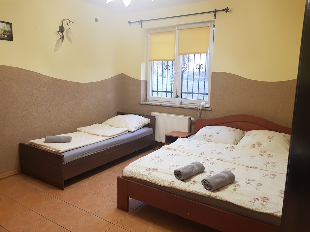 Family Room, Multiple Beds, Non Smoking photo 1