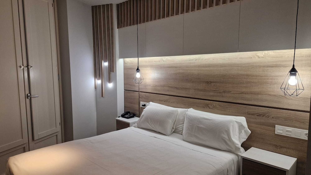 Superior Double Room - Photo 1