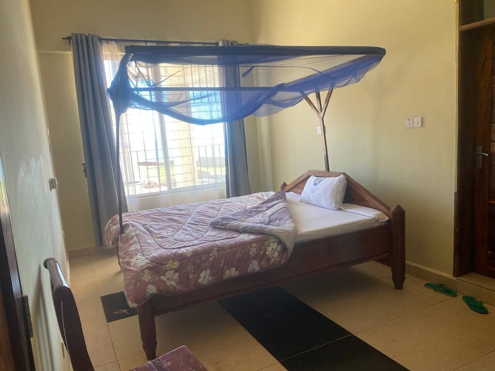 Family Twin Room, Balcony, Lake View