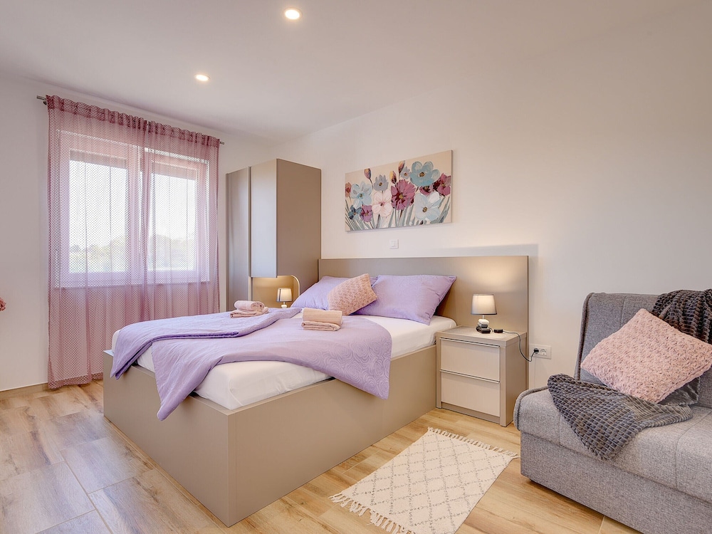 Villa photo 3