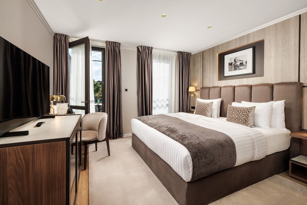 Superior Double Room, 1 King Bed, Balcony