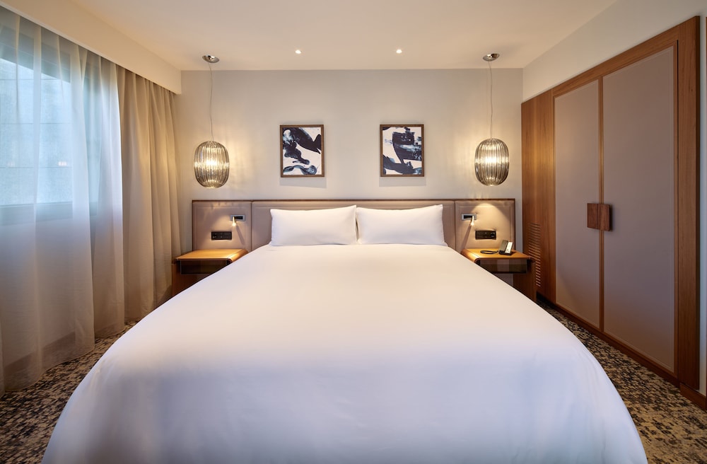 Suite, 1 Bedroom, Accessible, Club Lounge Access photo 2