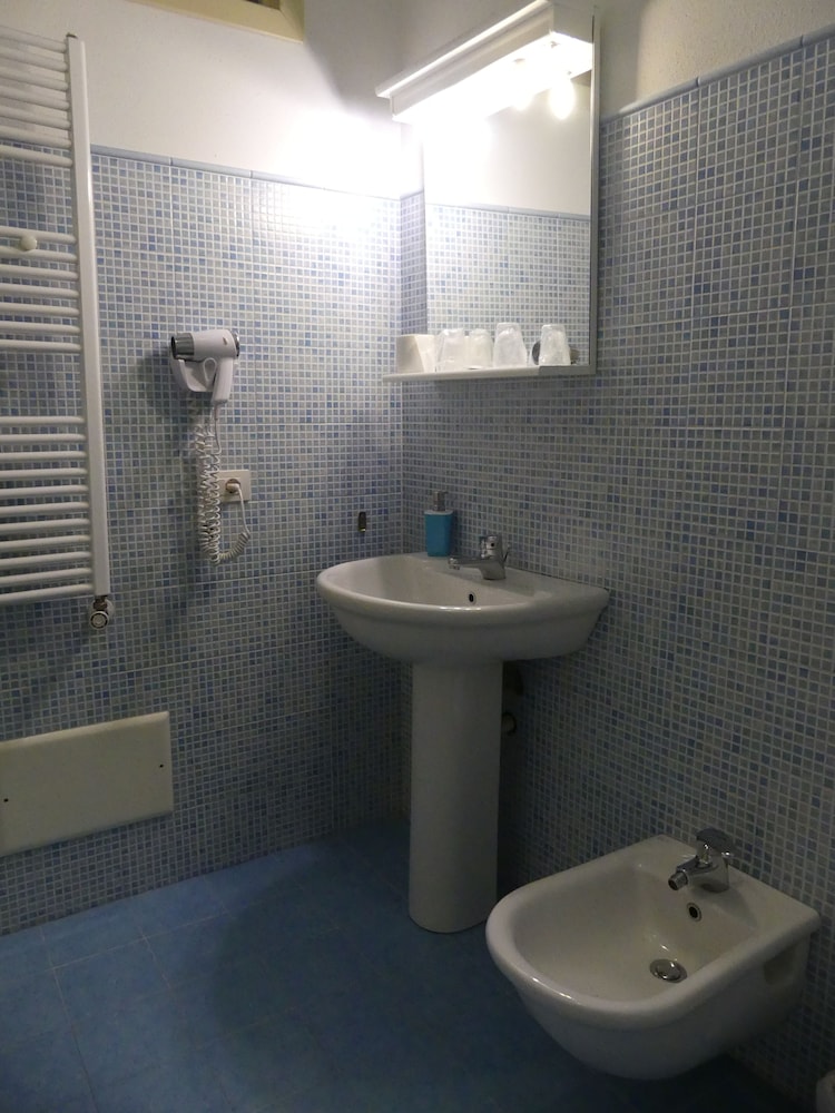 Quadruple Room photo 2