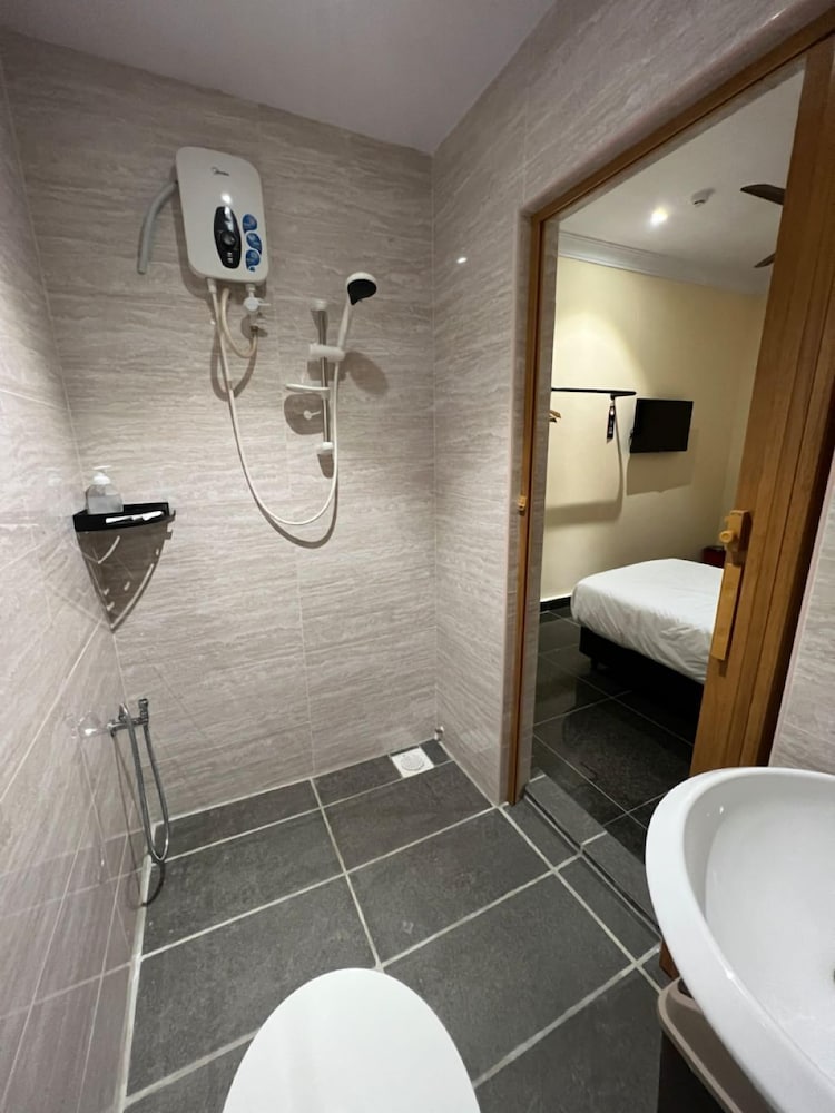 Deluxe Twin Room - Photo 5