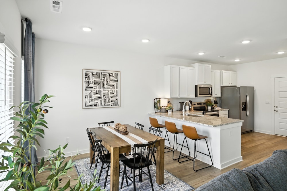 Townhome, 3 Bedrooms