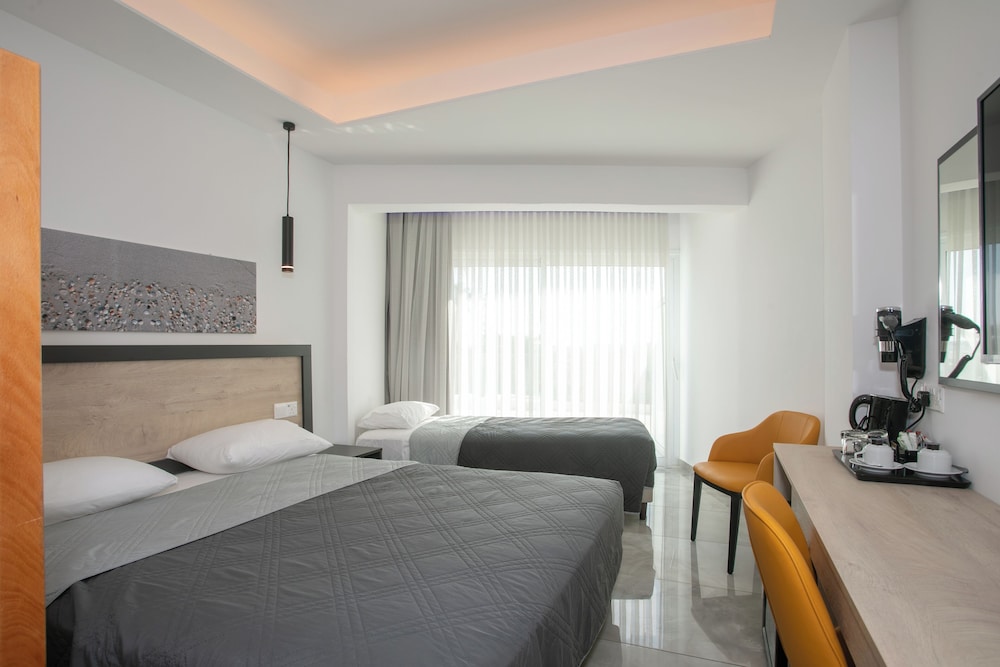 Triple Room photo 2