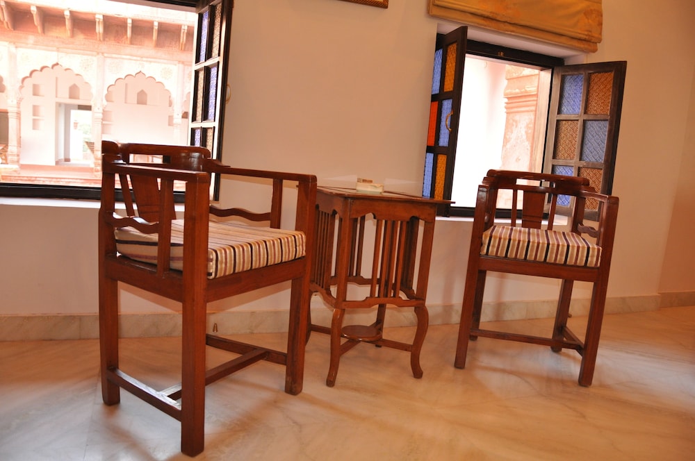 Heritage Room - Photo 3