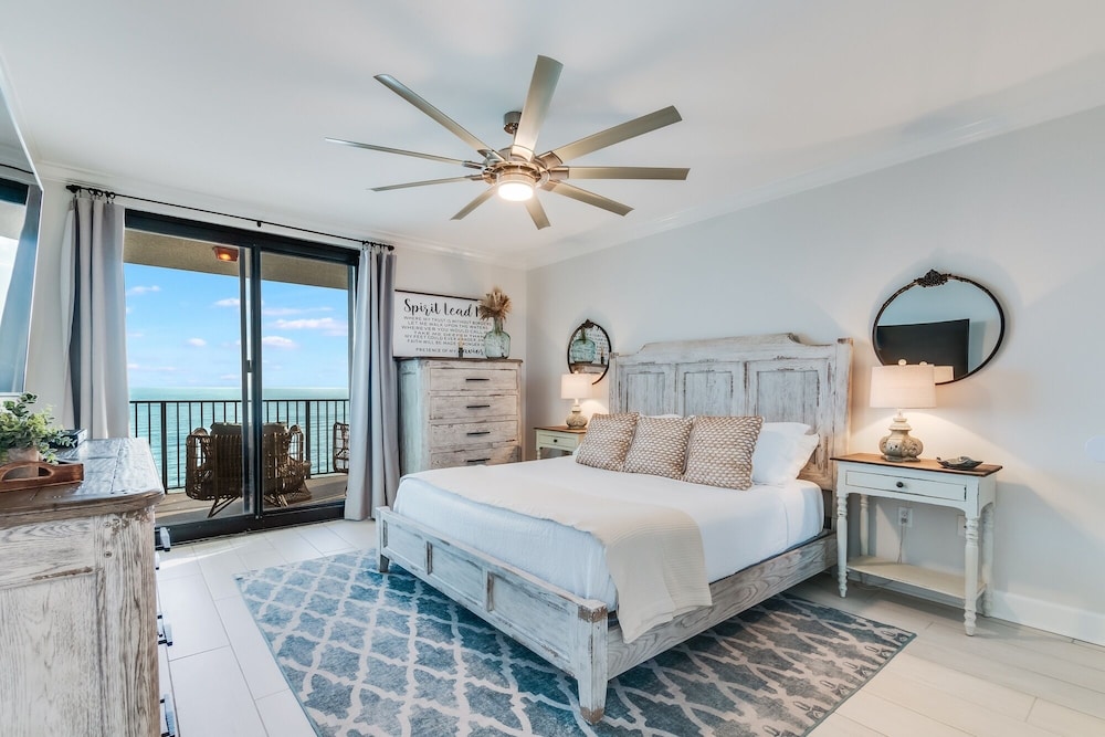 Condo, 3 Bedrooms
