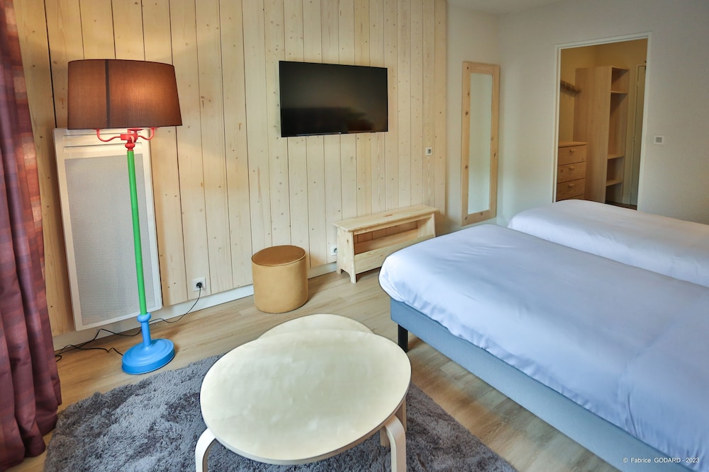 Twin room (2 beds) - Photo 12