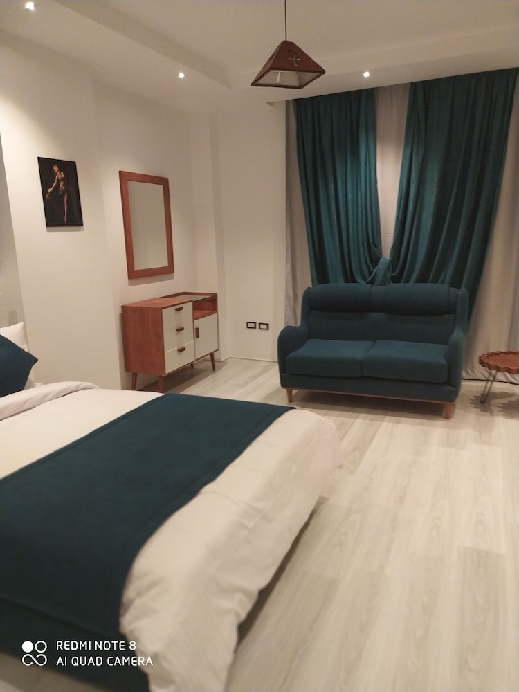 Family Suite - Photo 1