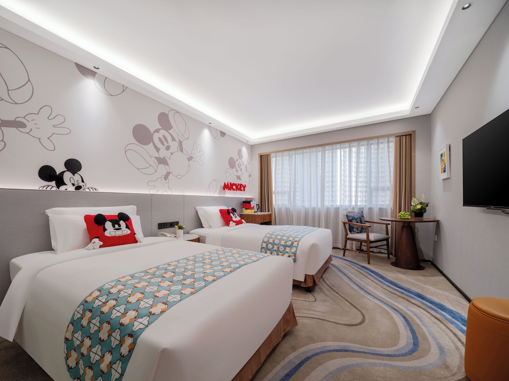 Artistic Family Twin Room - Photo 1