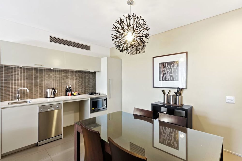 Deluxe Apartment, 1 Bedroom, Accessible - Photo 4