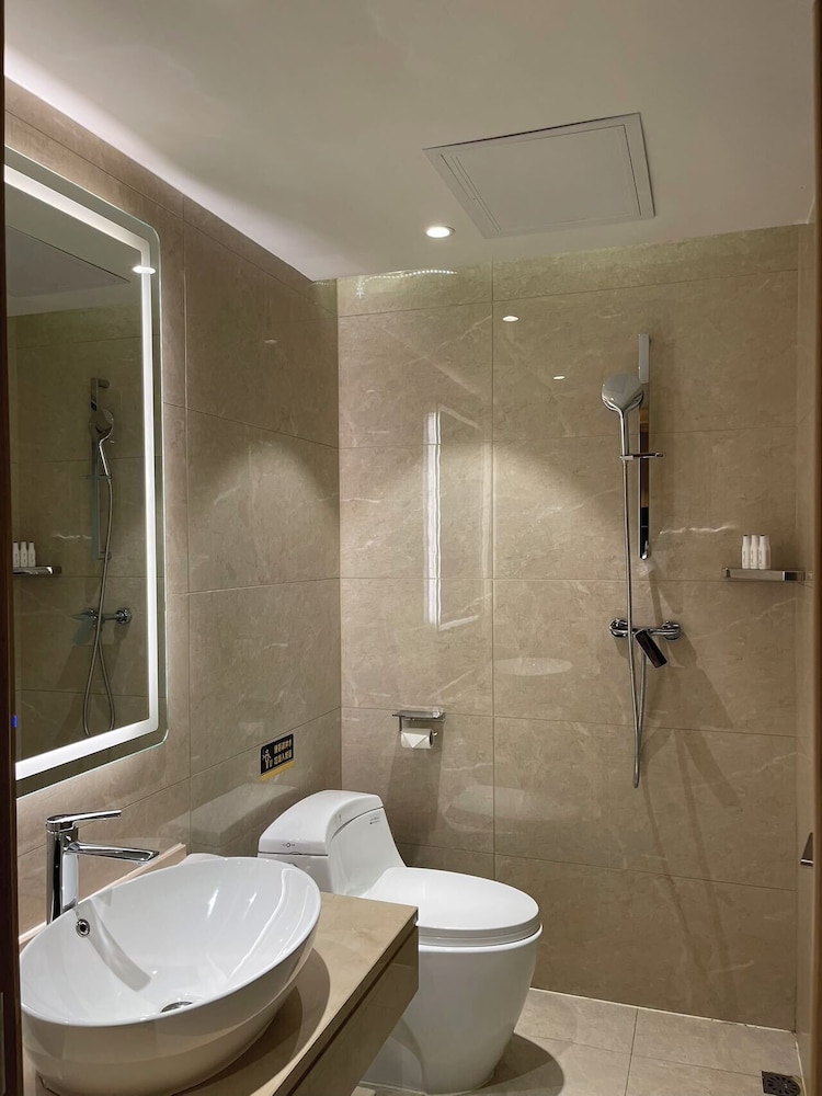 Standard Double Room - Photo 17