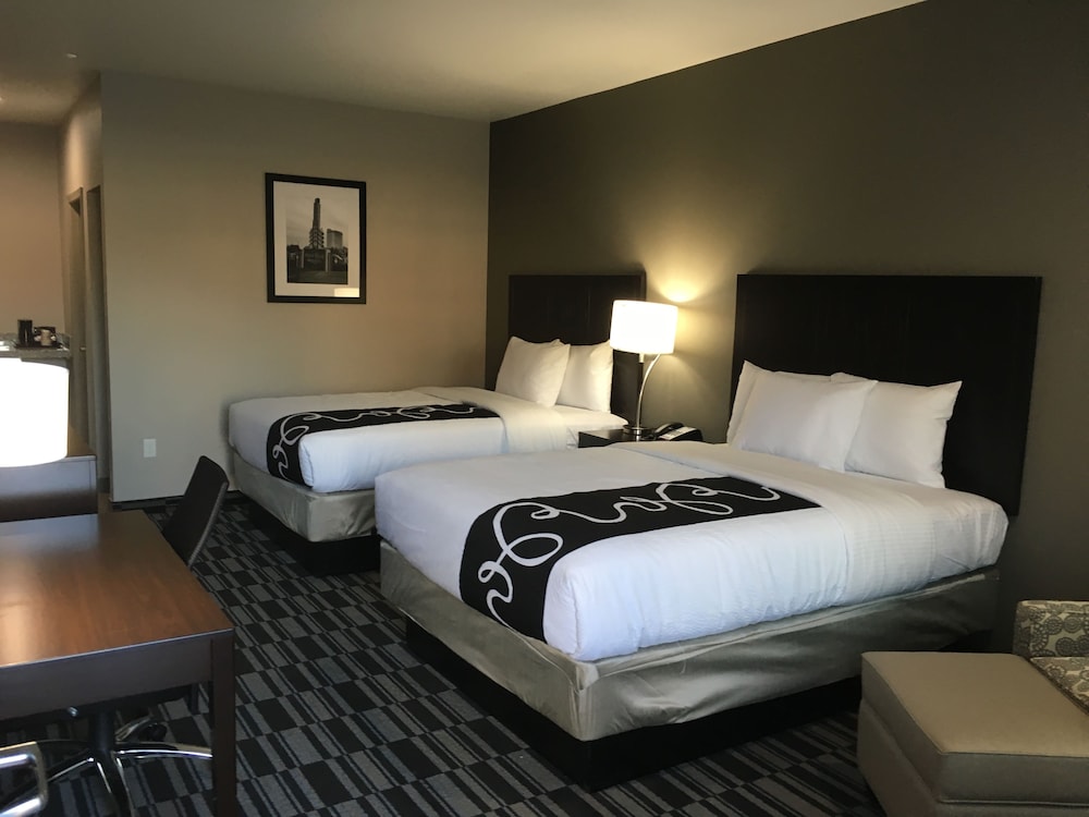 Basic Double Room, 2 Double Beds
