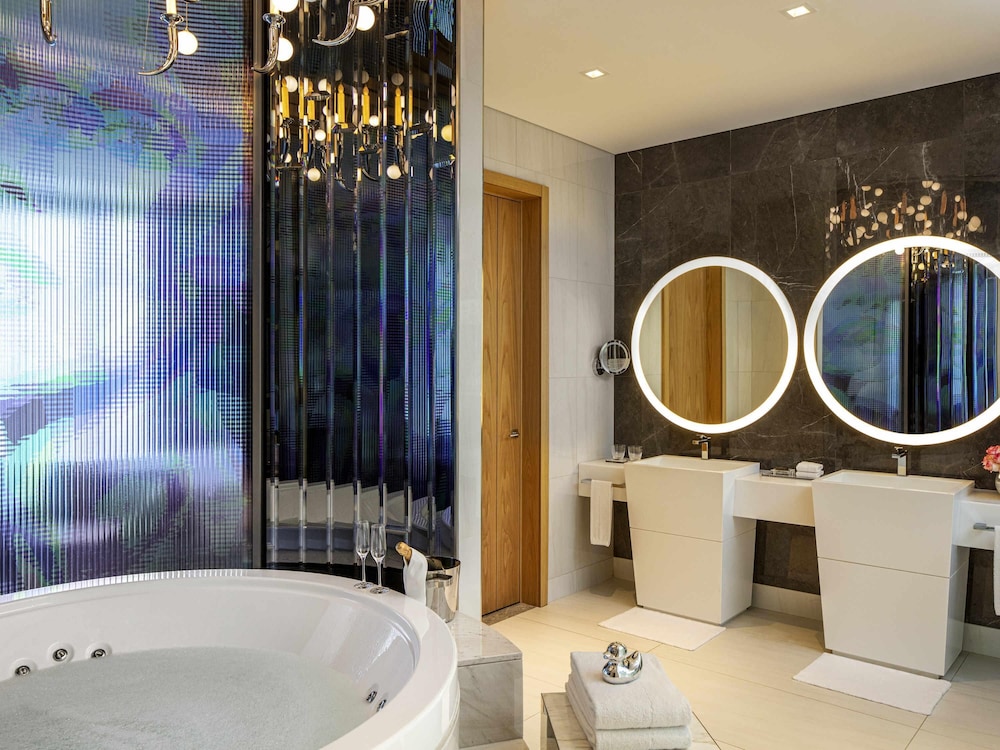 Penthouse, 1 Bedroom, Balcony (Sky Suite)