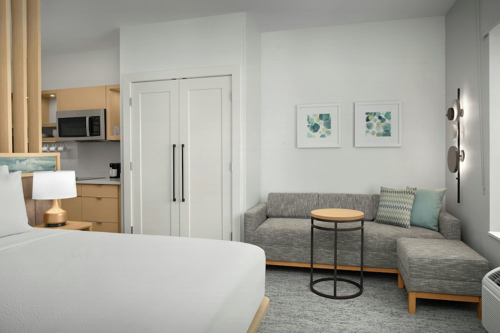 Studio, 1 King Bed with Sofa bed
