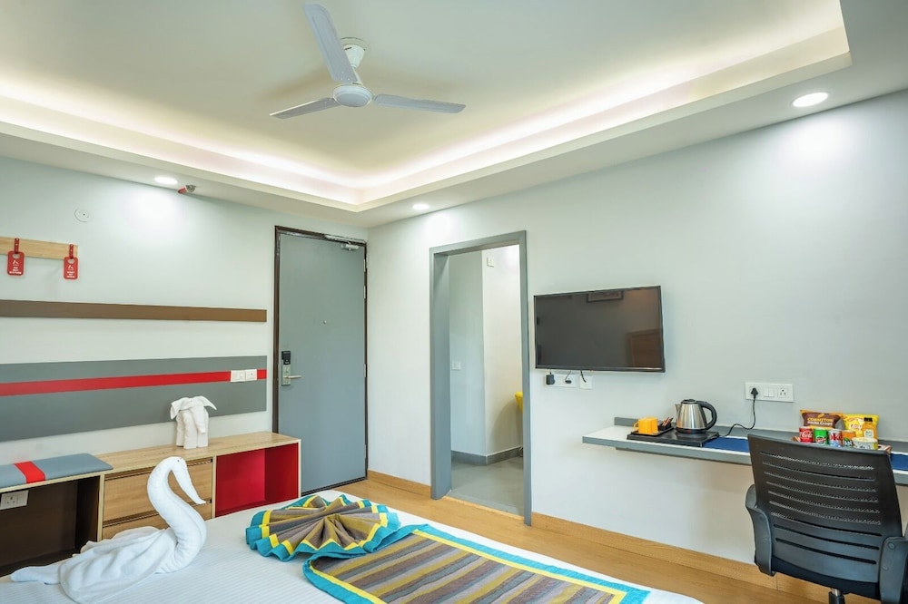 Classic Double Room, Balcony, City View