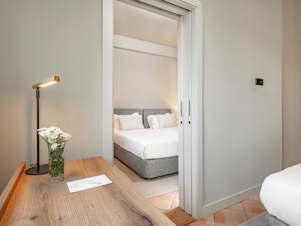 Double or Twin Room Prestige - Photo 2