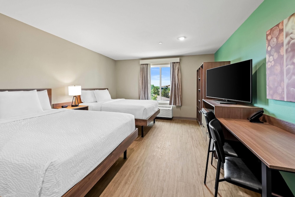 Suite, 2 Queen Beds, Non Smoking photo 1