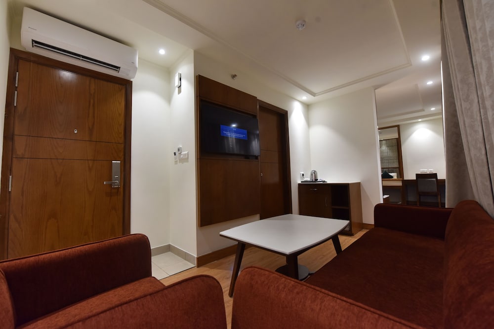 Executive Room photo 2