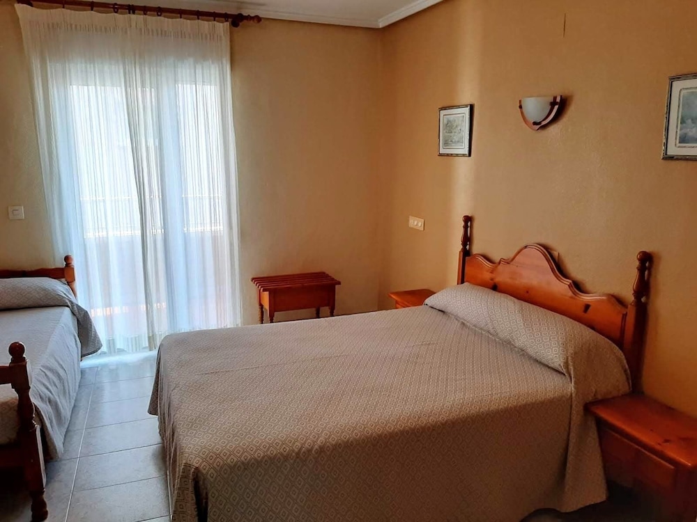 Triple Room - Photo 2