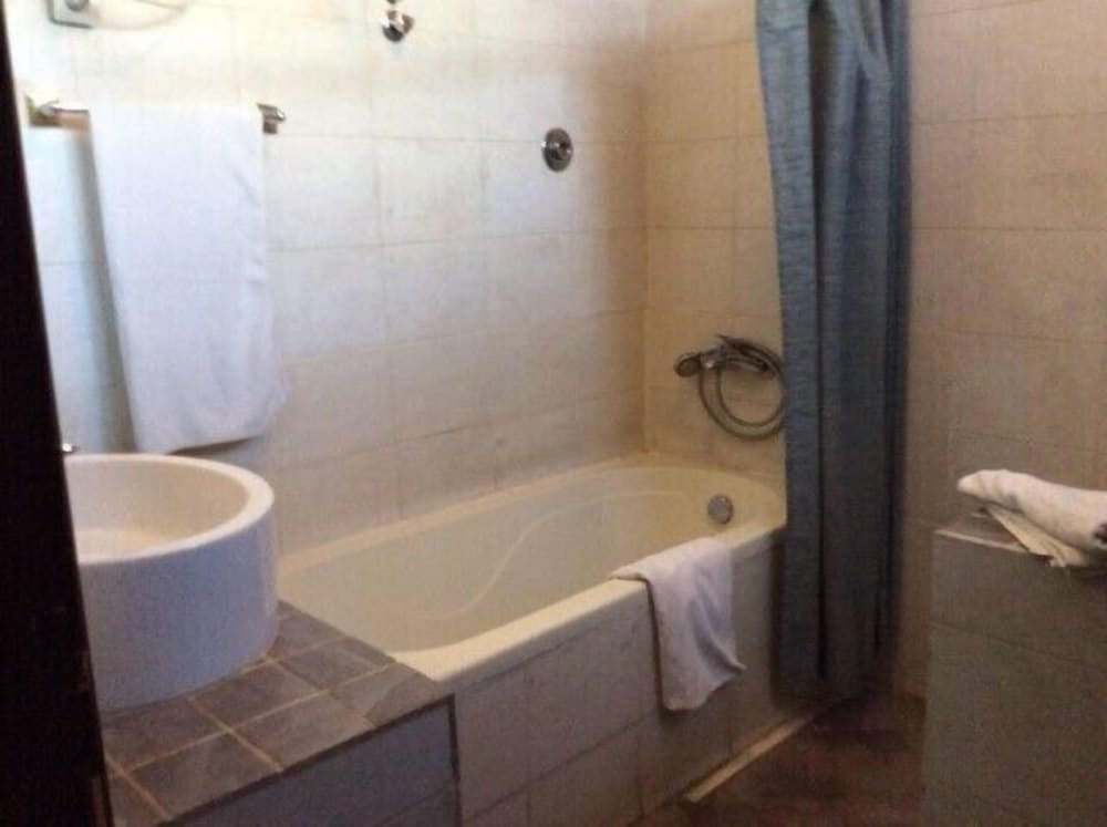 Single Room photo 3