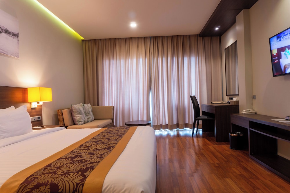 Deluxe Double Room - Photo 3