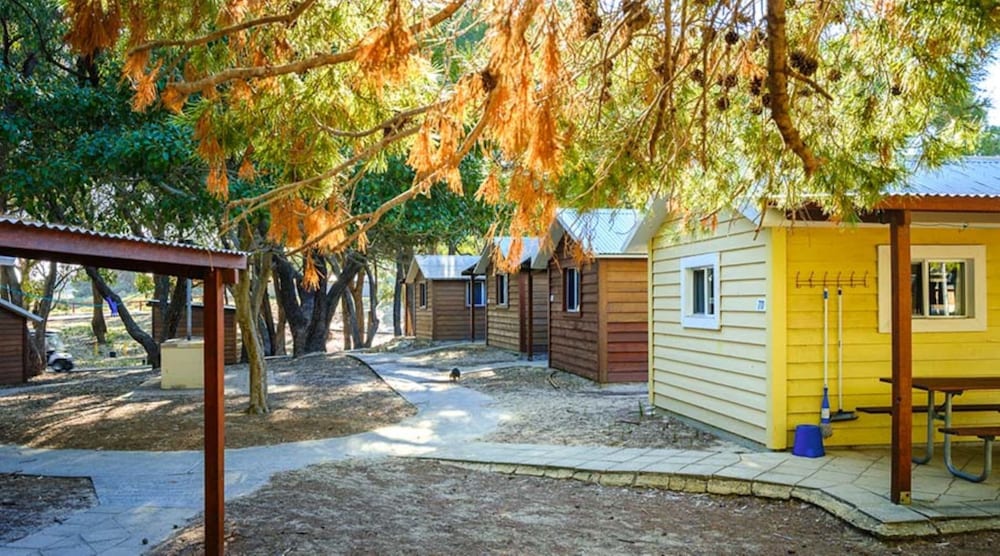 North Thomson - Standard Holiday Cabin photo 3