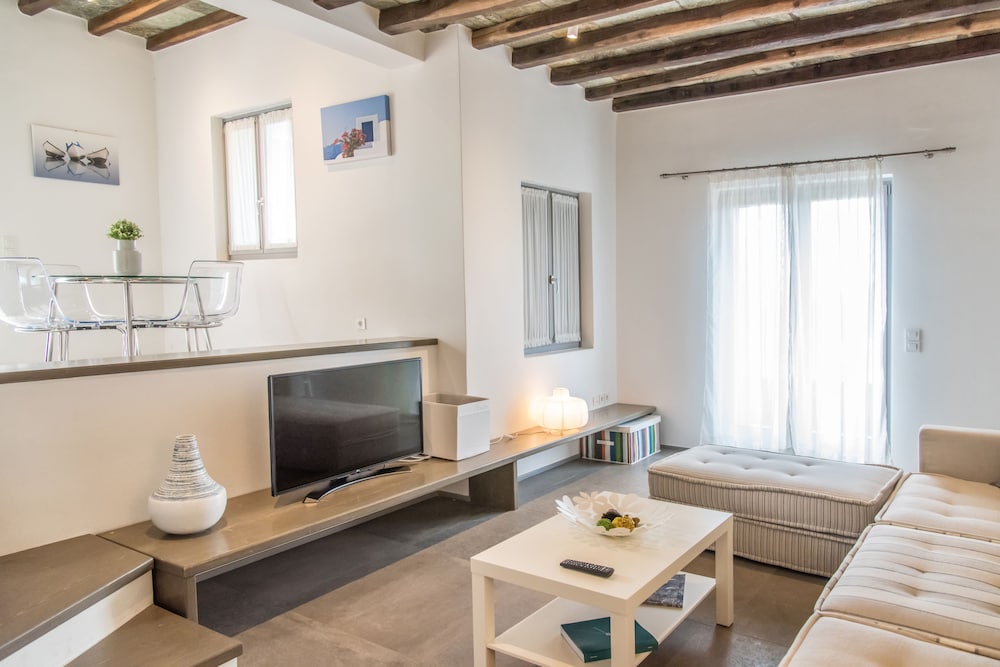 Luxury Villa, 2 Bedrooms, Sea View photo 2