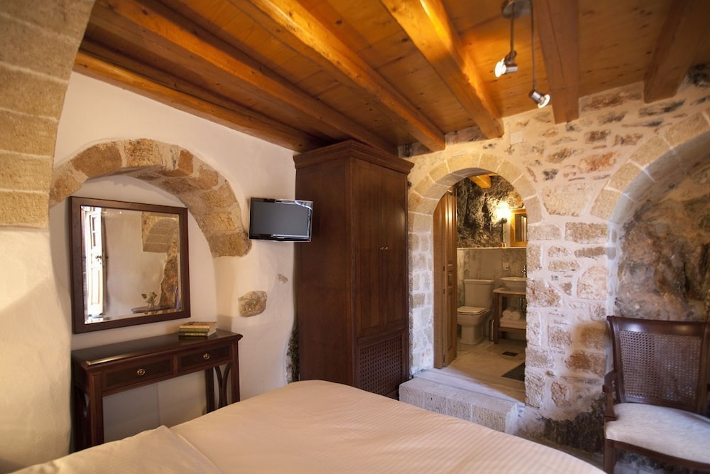 Double Room - Photo 1