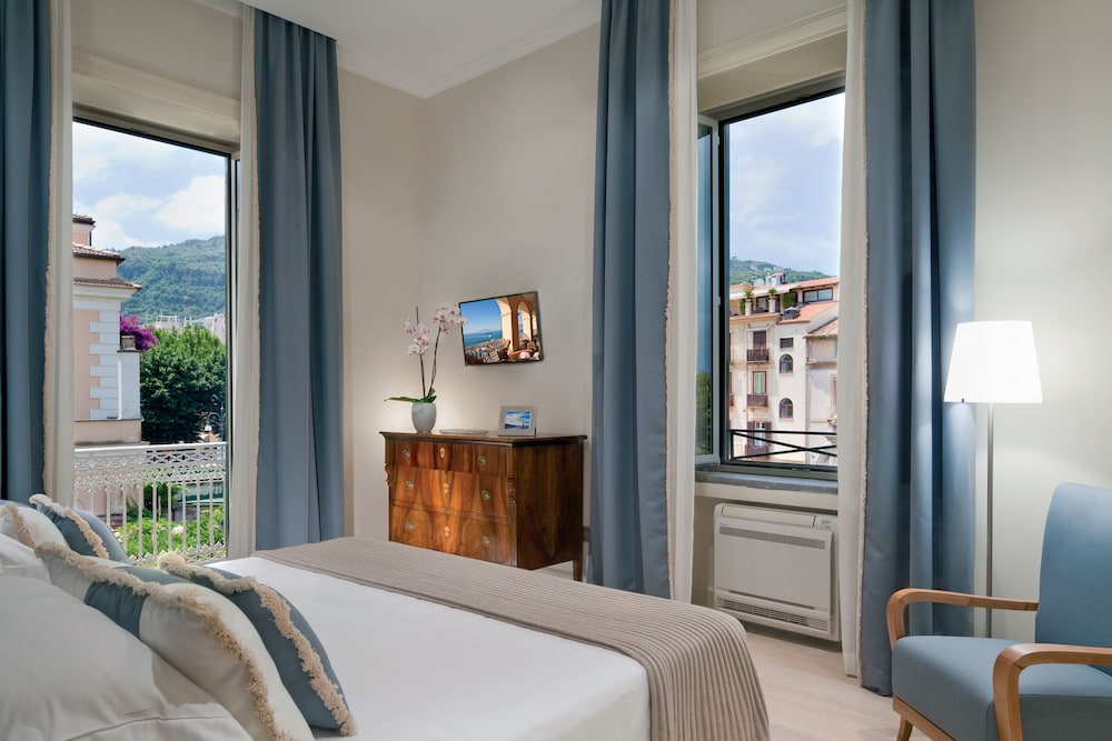 Two Bedroom Villa (Non Smoking)