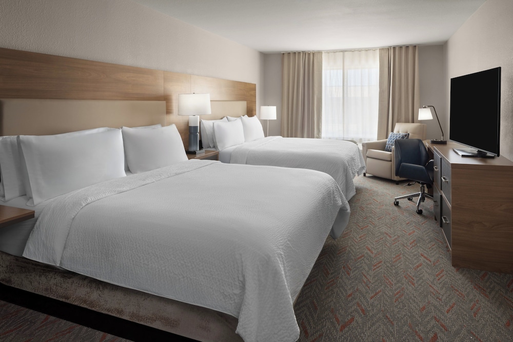 Standard Room, Multiple Beds - Photo 7