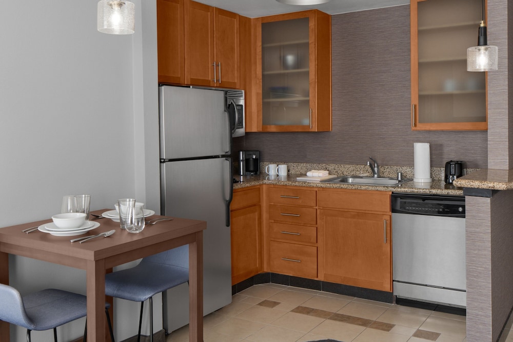 Room, 1 Bedroom (Mobility Accessible, Tub) photo 2