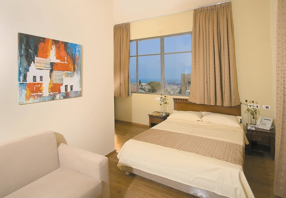 Classic Triple Room - Photo 6