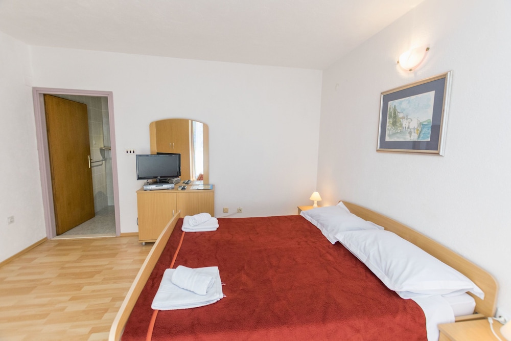 Apartment (A1)