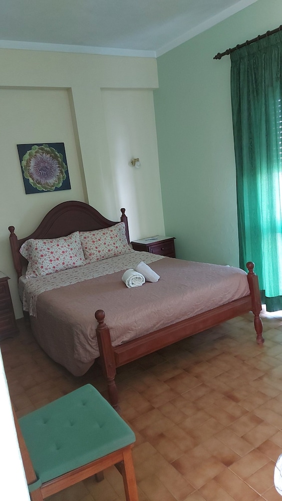 Economy Room photo 1