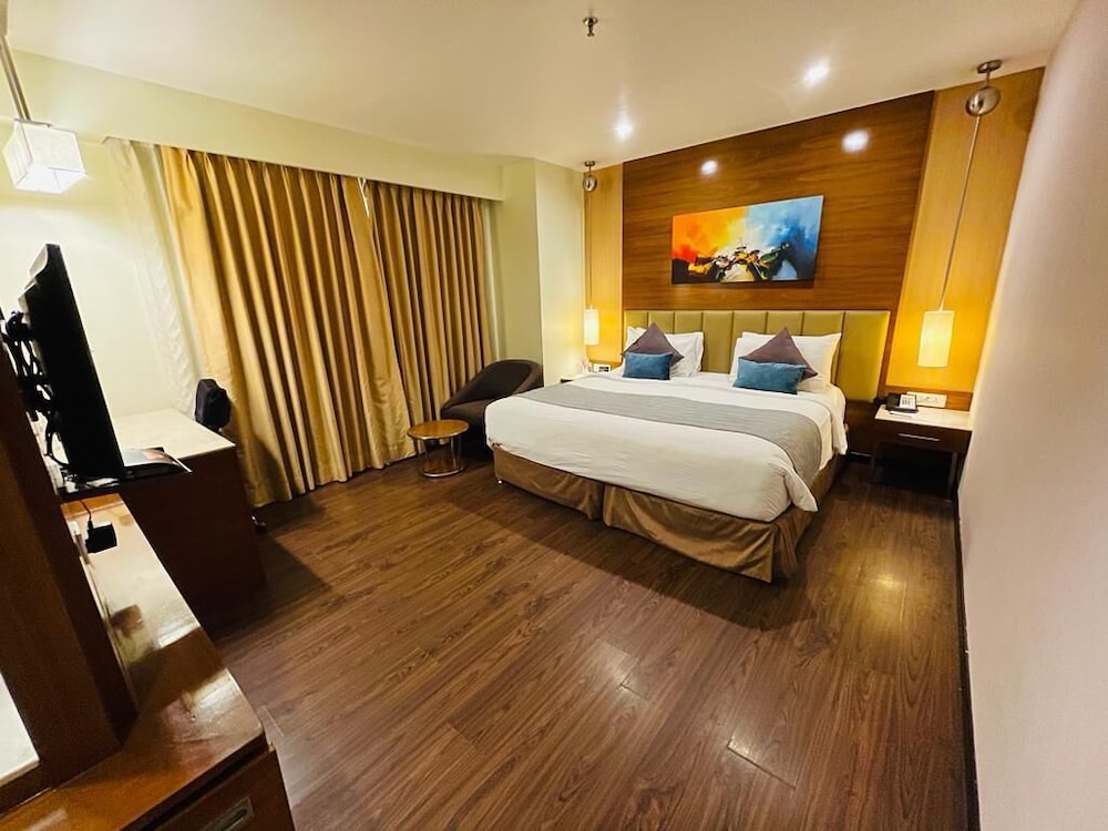 Room, 1 Double Bed, Smoking - Photo 4