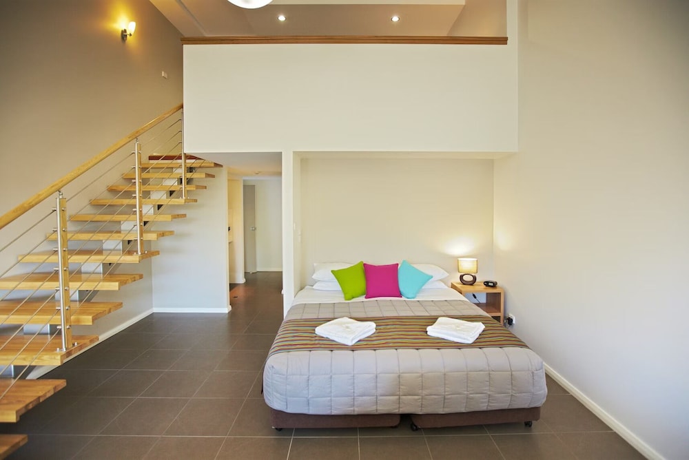 Loft photo 2
