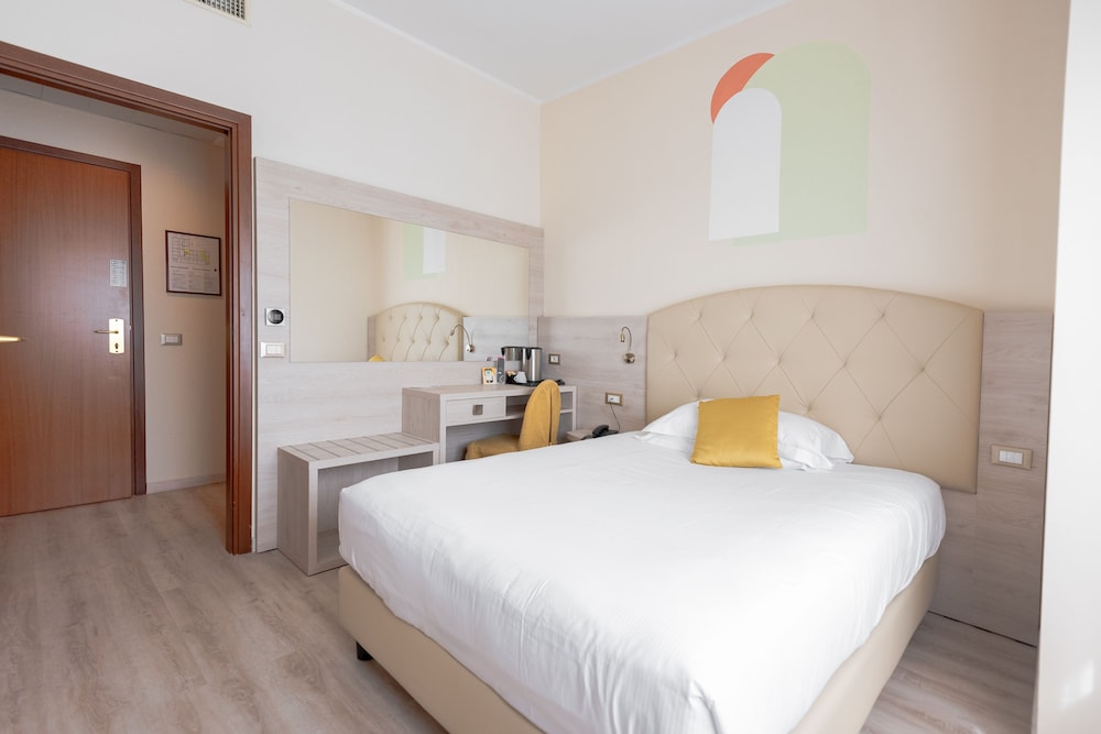 Basic Single Room