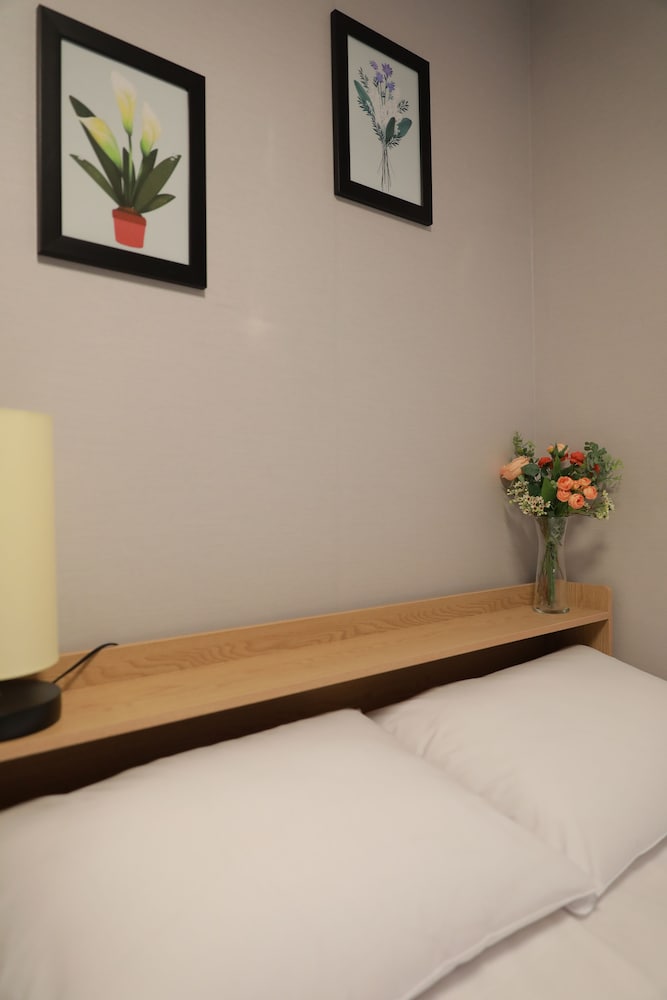 Double Room - Photo 4