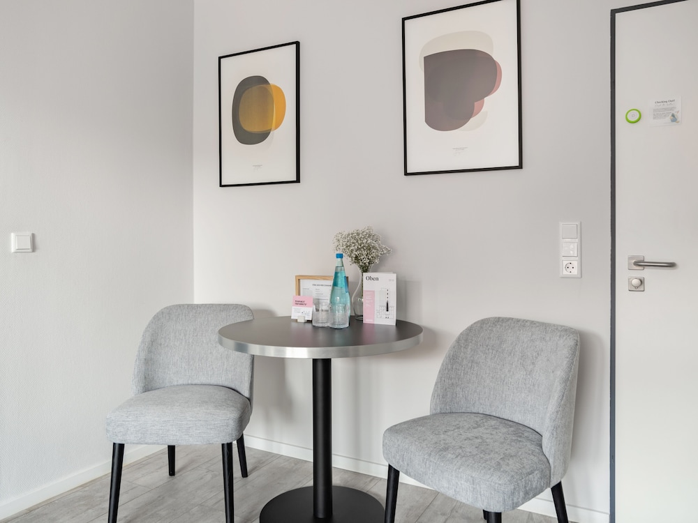Medium Studio, Kitchenette, Balcony - Photo 10