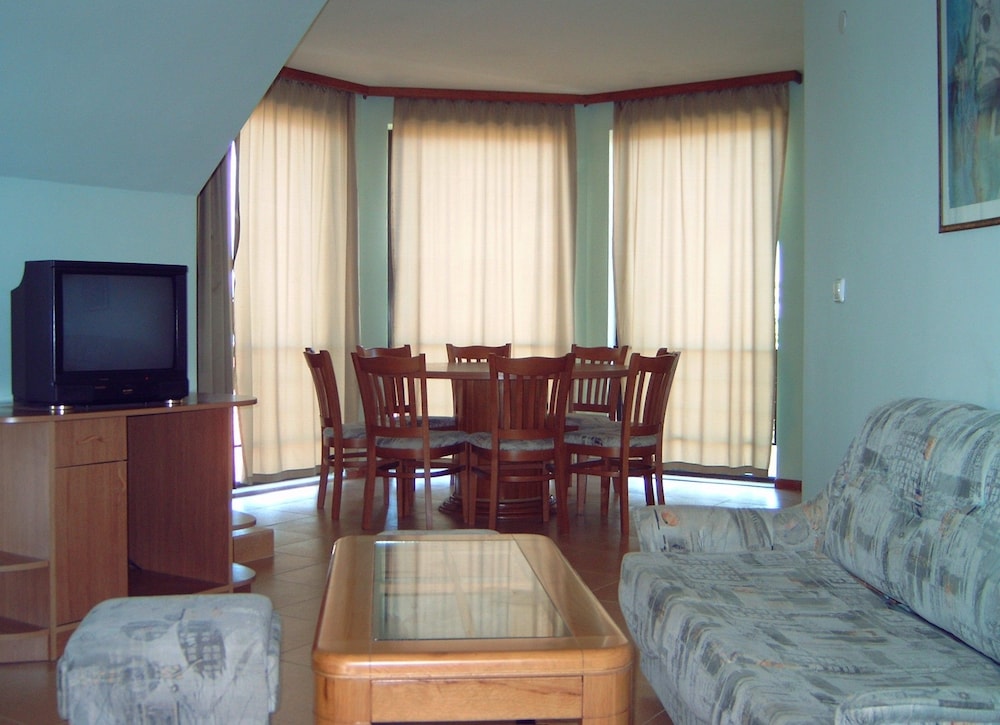 Deluxe Suite, Balcony photo 1