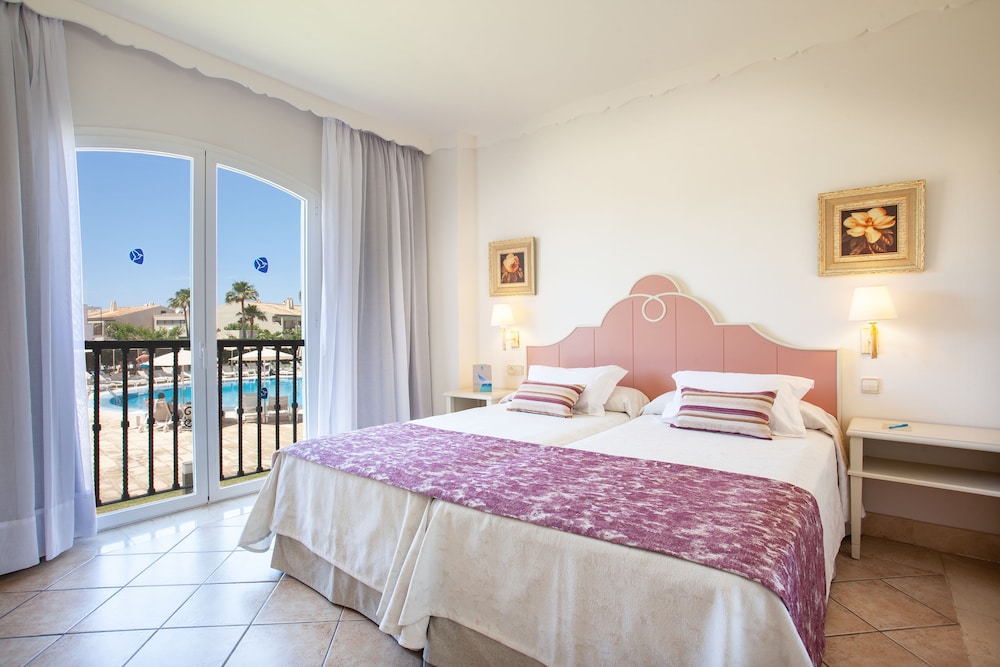 Suite, Balcony, Pool View (2 adults)