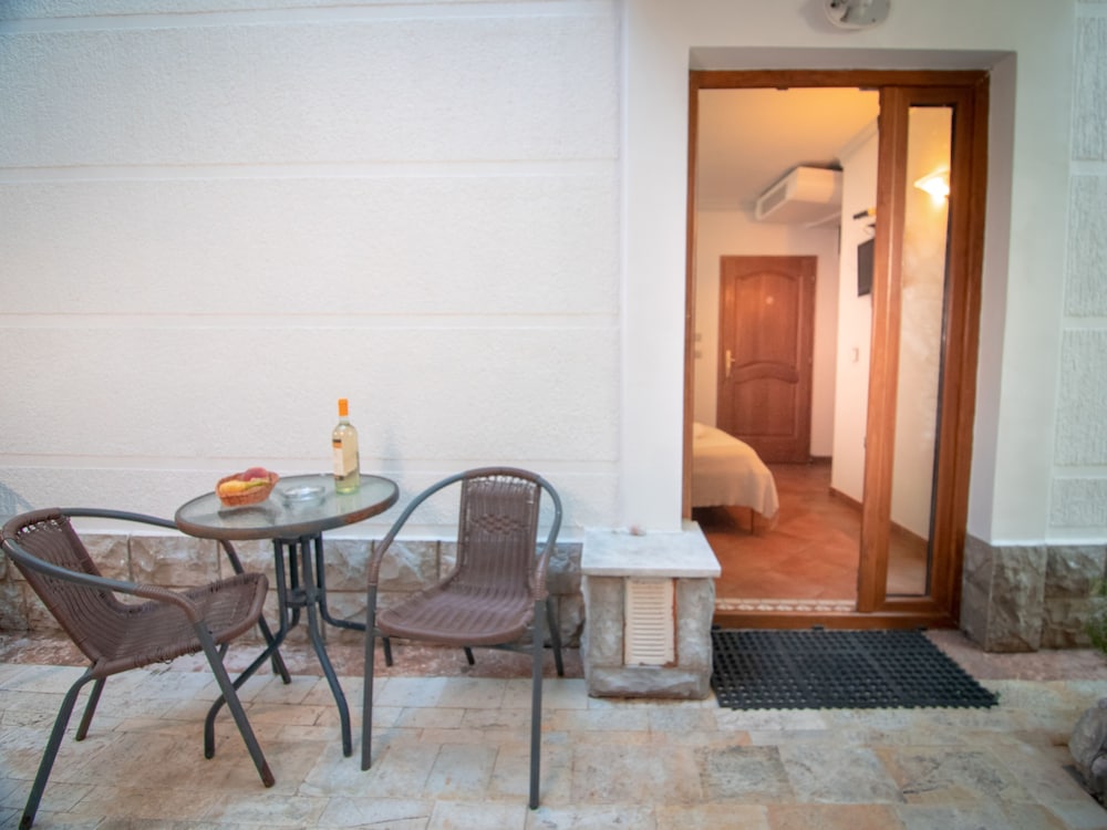 Economy Double Room, Terrace photo 3