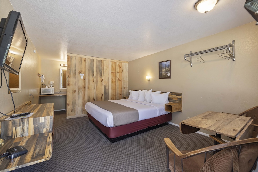 Royal Room, 1 King Bed