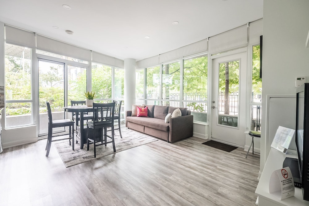 Grand Apartment, 2 Bedrooms, Terrace, Ground Floor