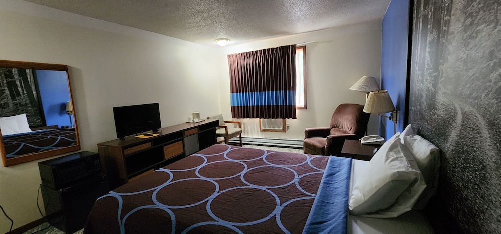 Room, 1 Queen Bed, Non Smoking, Kitchenette photo 2